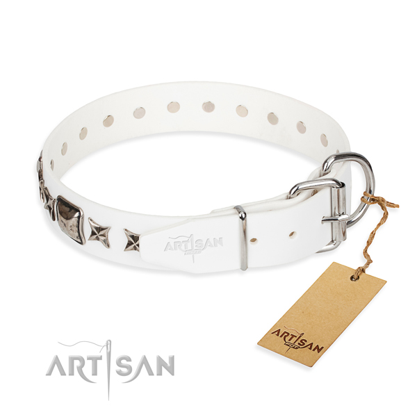 Top quality adorned dog collar of natural leather
