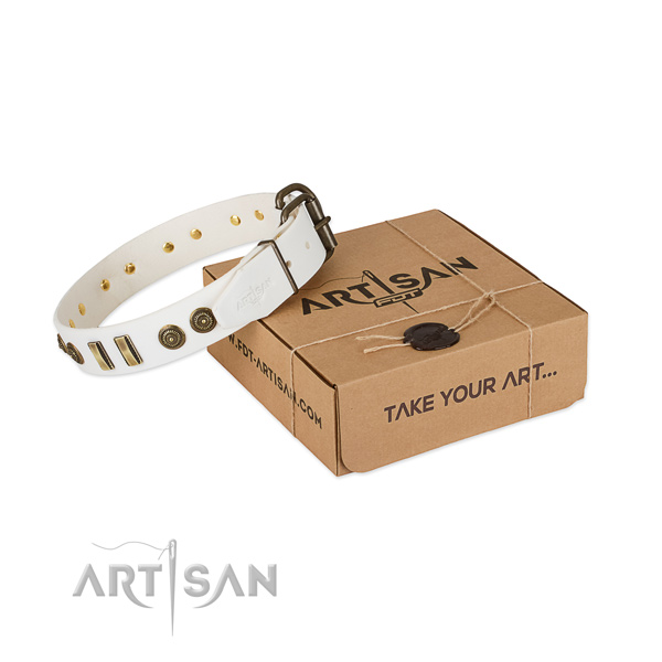 Reliable hardware on full grain leather dog collar for your dog