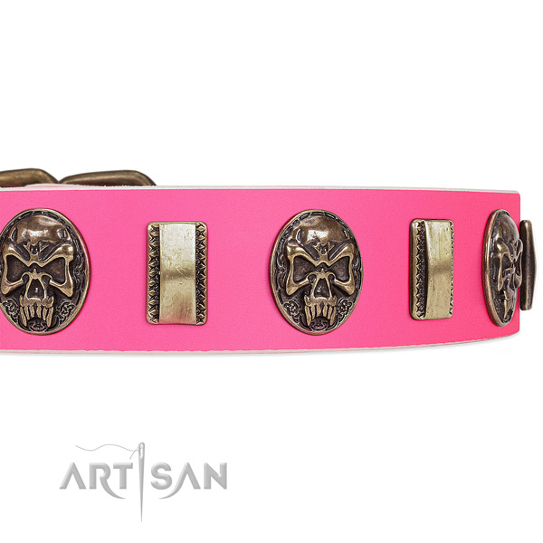 Reliable traditional buckle on natural genuine leather dog collar for your doggie