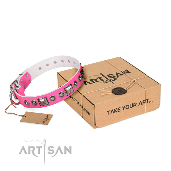 Top rate leather dog collar handmade for easy wearing